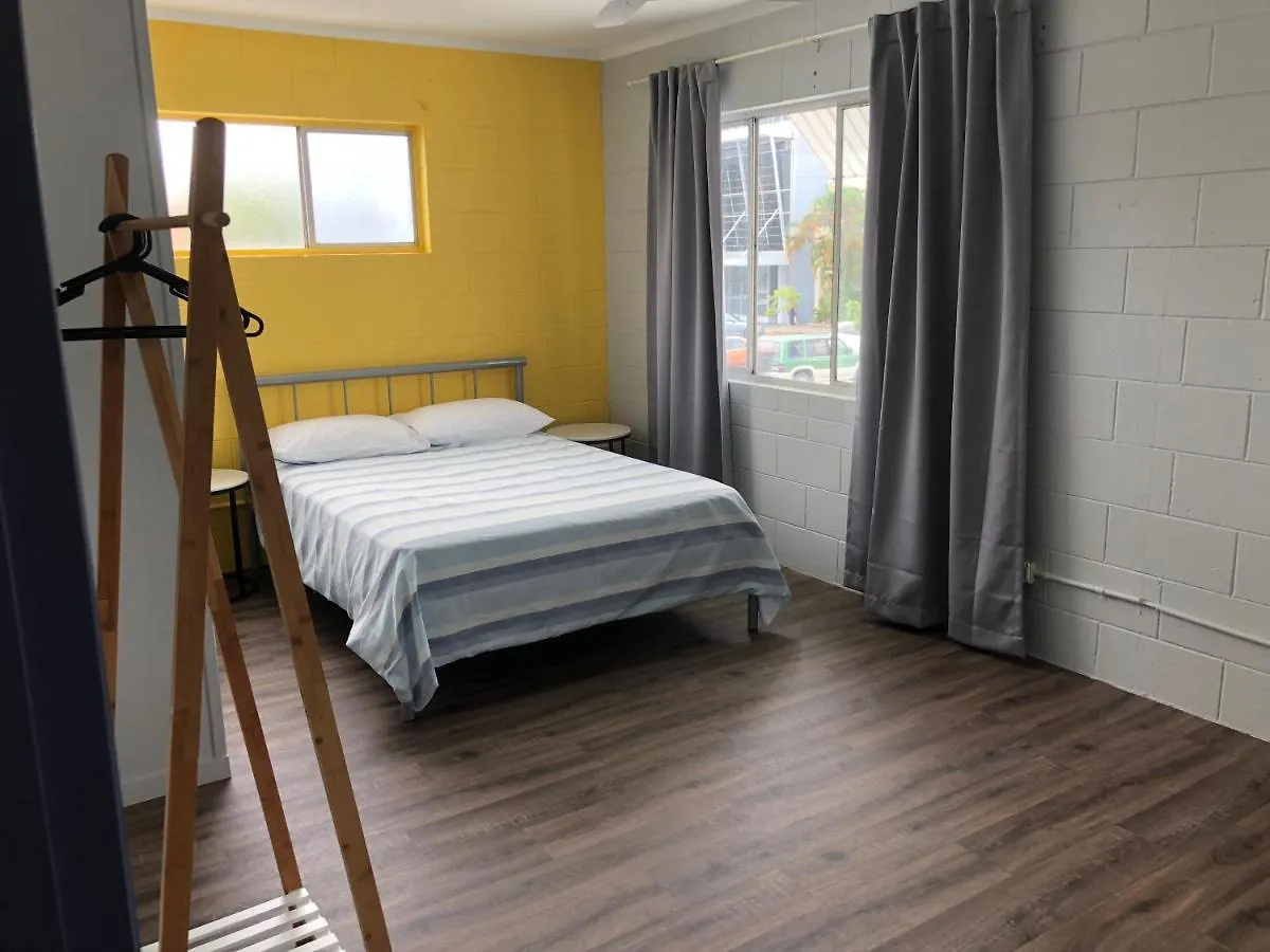 Mumma'S Hostel Cairns