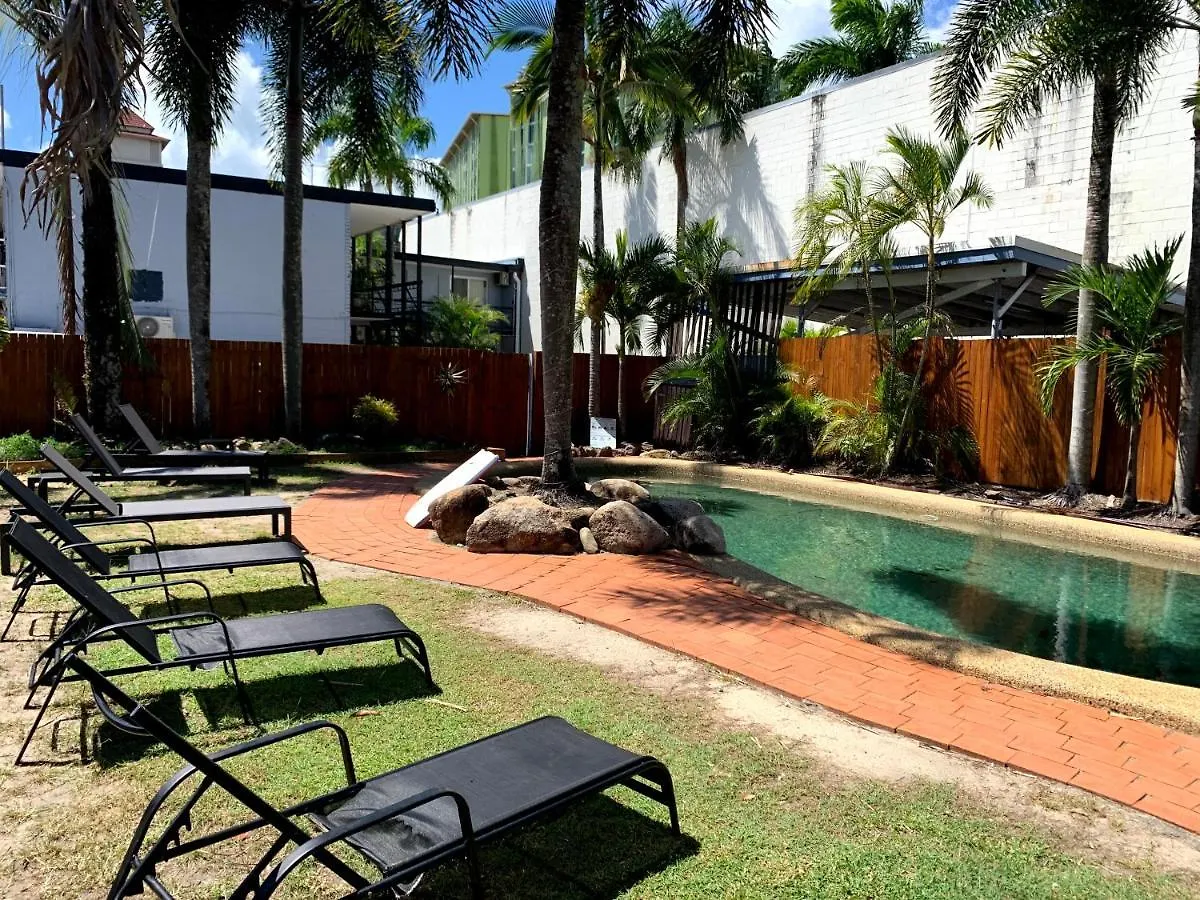 Mumma'S Hostel Cairns
