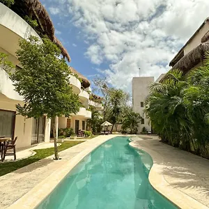 https://suites-calle-8-tulum.allrivieramayahotels.com