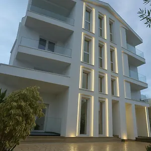 https://vila-blue-eyes-hotel.albaniahotels.org